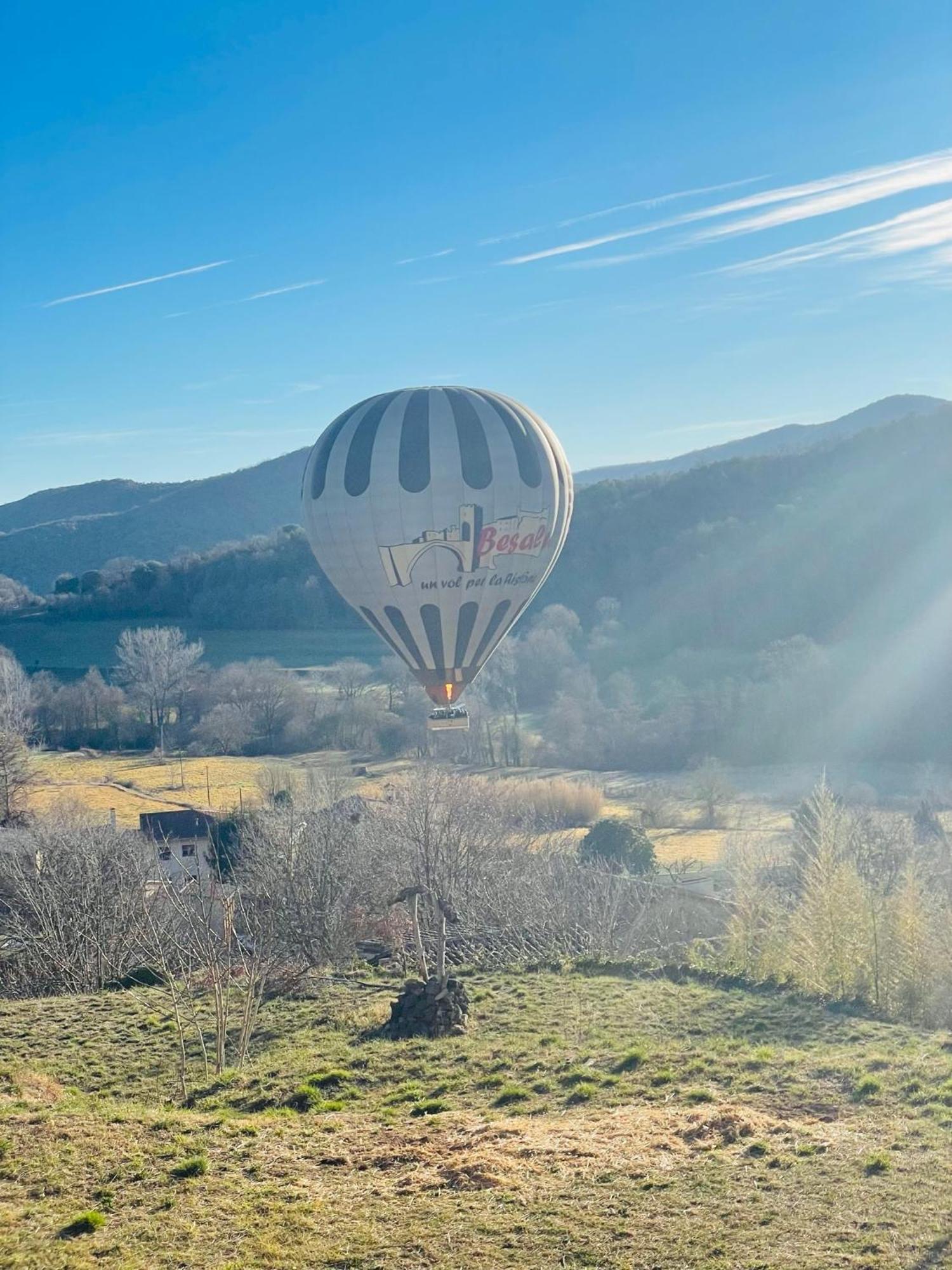 Hotel Cal Sastre Santa Pau Kültér fotó
