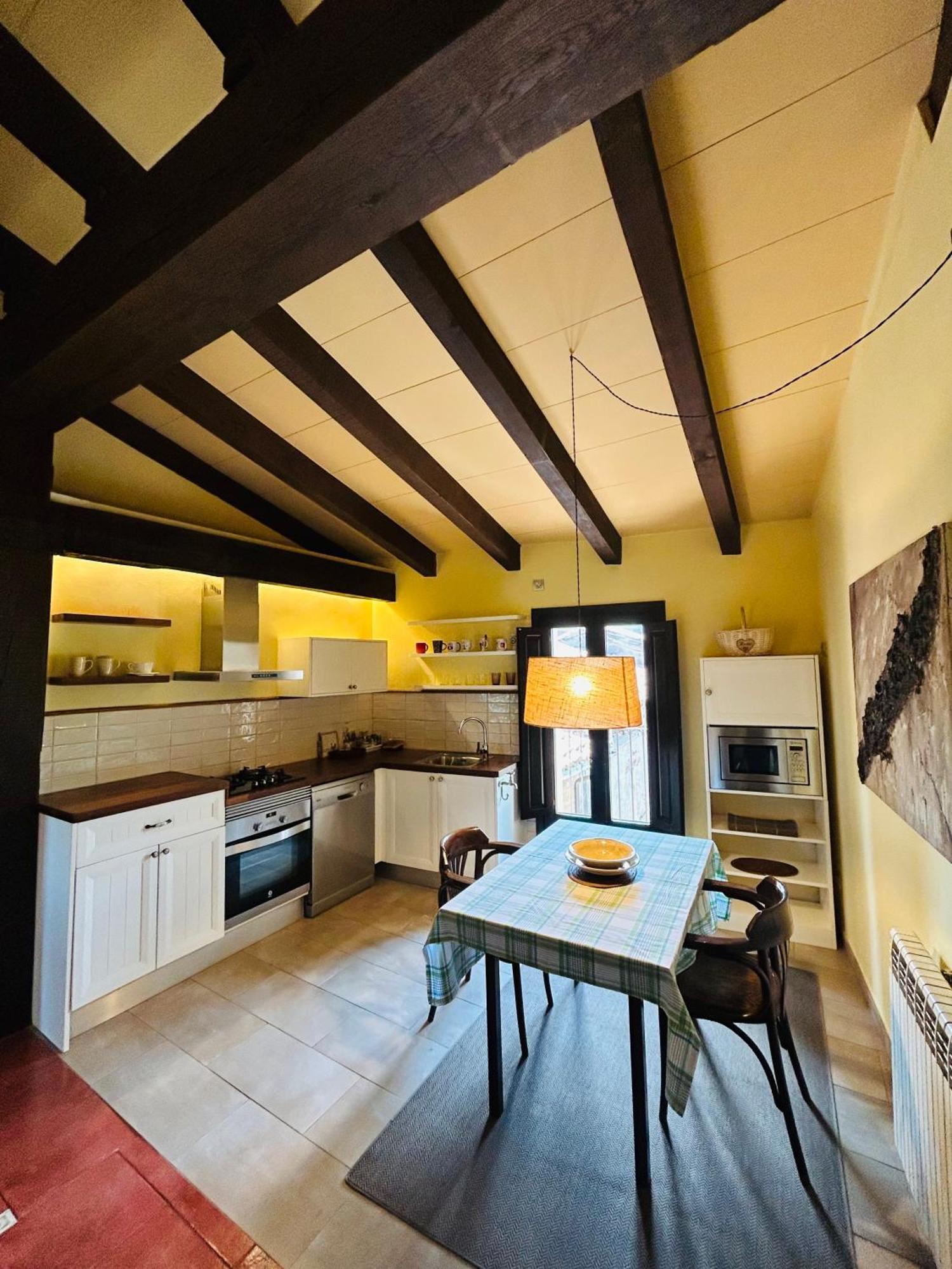 Hotel Cal Sastre Santa Pau Kültér fotó