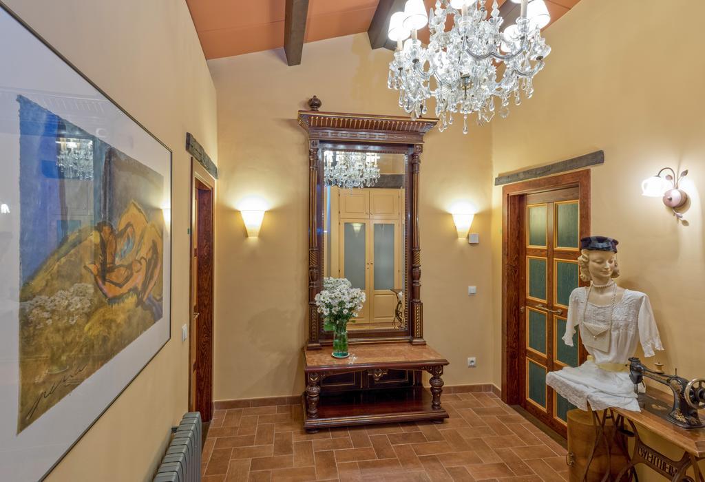 Hotel Cal Sastre Santa Pau Kültér fotó